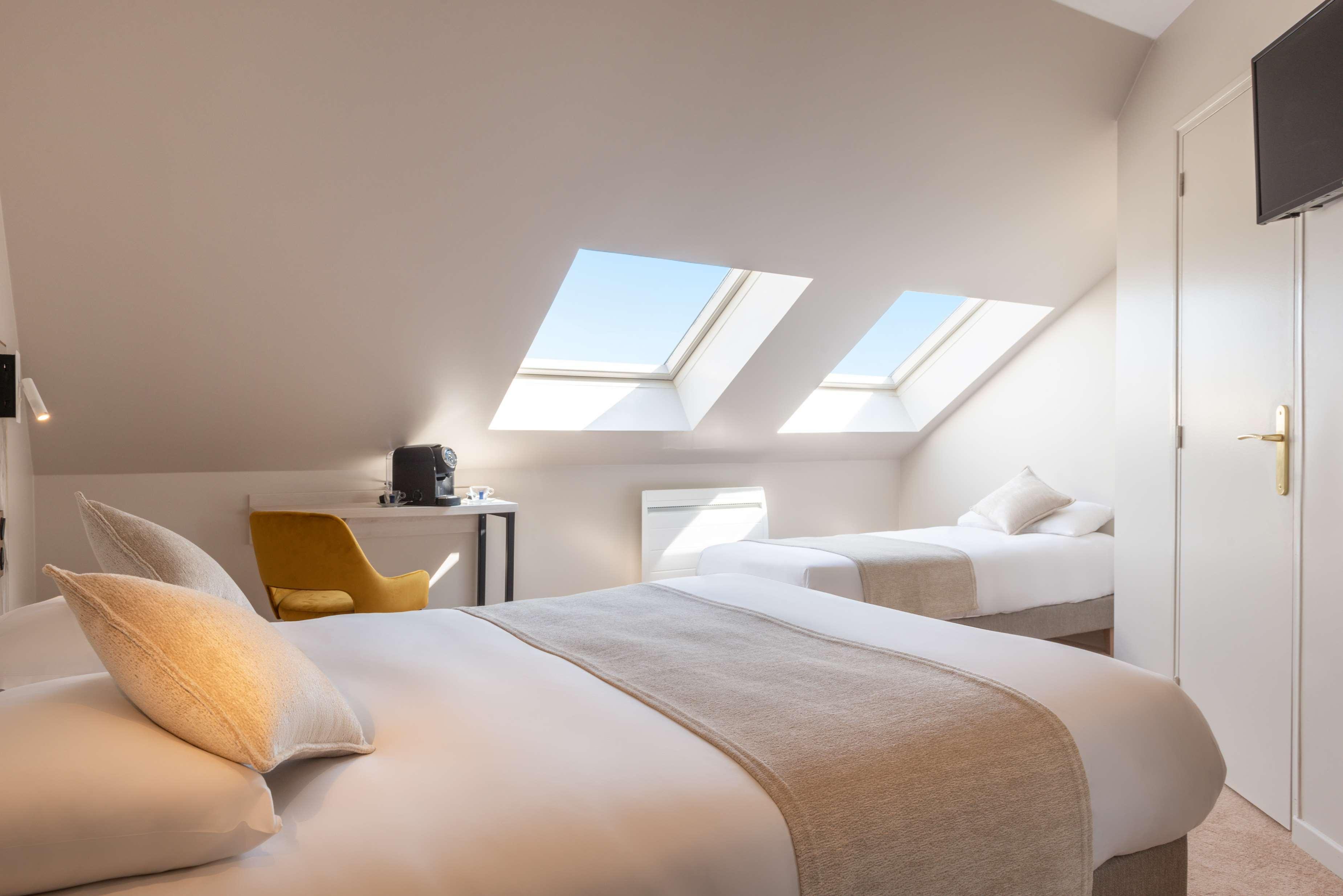 The Originals Boutique, Hotel Porte De Dieppe Сент-Обен-Сюр-Си Экстерьер фото