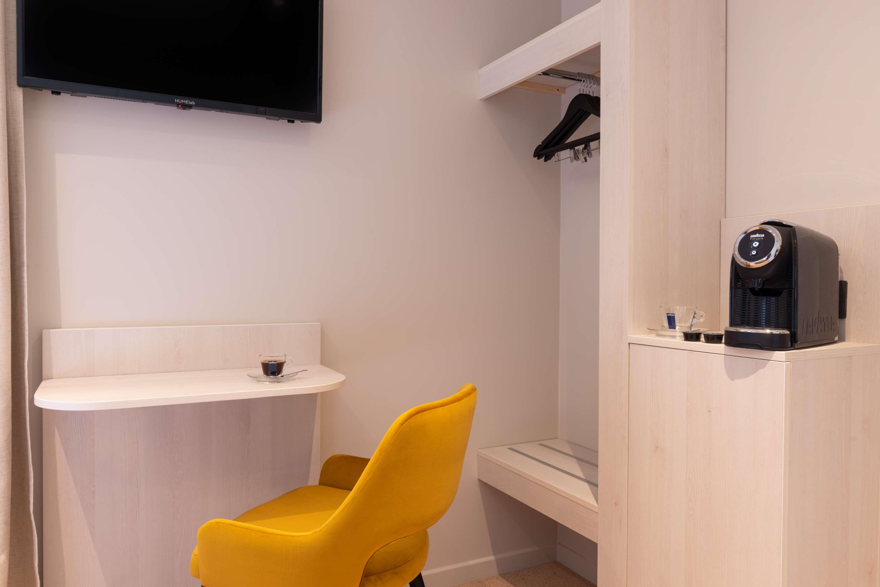 The Originals Boutique, Hotel Porte De Dieppe Сент-Обен-Сюр-Си Экстерьер фото
