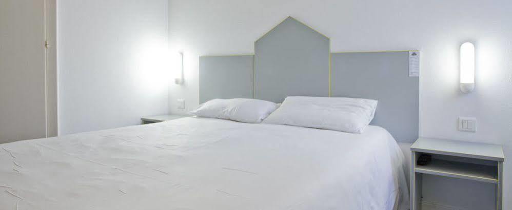 The Originals Boutique, Hotel Porte De Dieppe Сент-Обен-Сюр-Си Экстерьер фото