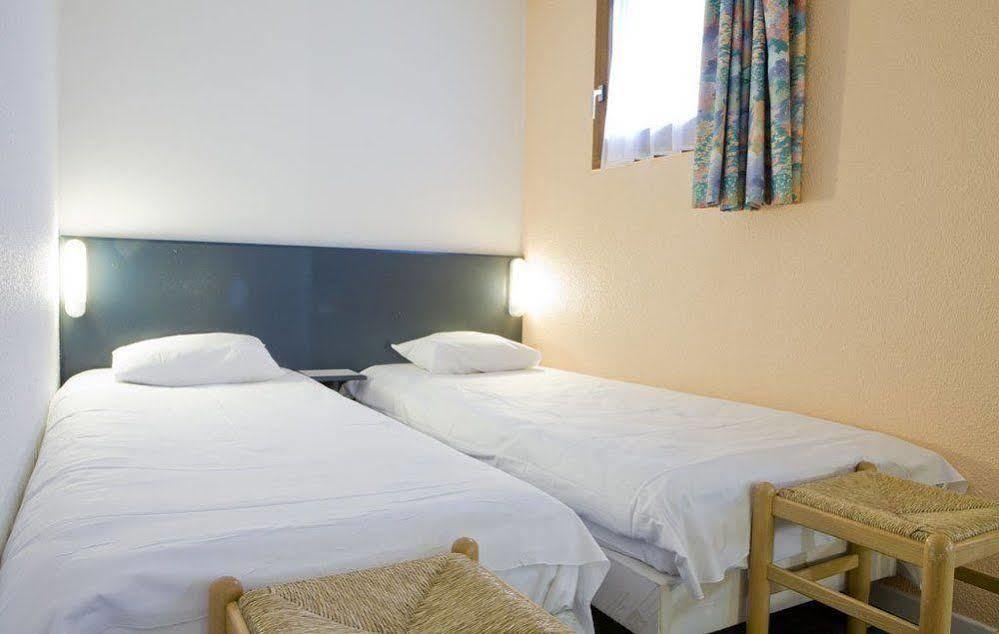 The Originals Boutique, Hotel Porte De Dieppe Сент-Обен-Сюр-Си Экстерьер фото